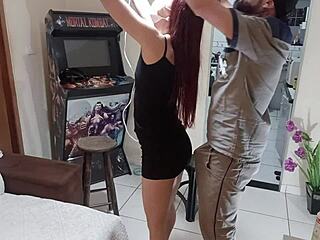 married woman welcomes electrician for intense play