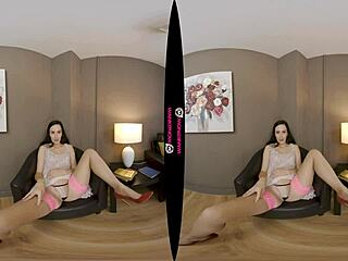 我在约会前看着熟女自慰指导射了