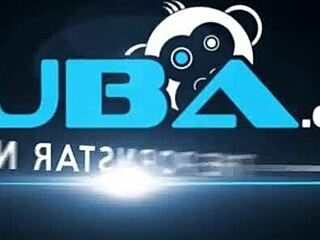 不敢信两个辣妹用玩具这样互操