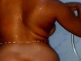 Stepmom Katy’s soft jiggling booty in shower