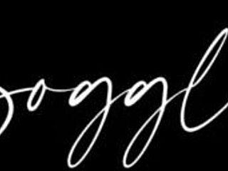 这个年轻18+女王被绿色怪物猛插！