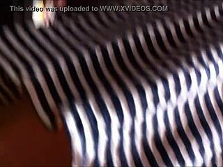 pregnant latina upskirt tease 😍