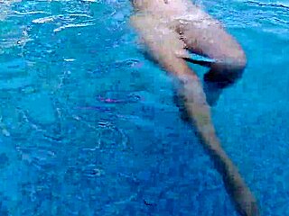 in threesome my wife gets three cumshots in her pussy