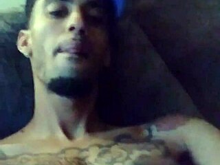 Hey Ossoarrogantt, show me how you stroke that tattooed body. I wanna see every move you make while you touch yourself.