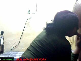 Mariana's feeding time 7, giving her my cock and cum 😏