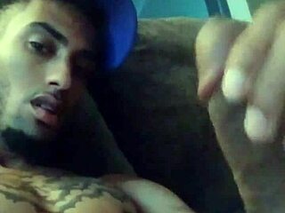 Hey Ossoarrogantt, show me how you stroke that tattooed body. I wanna see every move you make while you touch yourself.