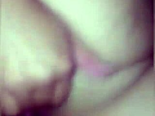 我辣妻爱用玩具自慰