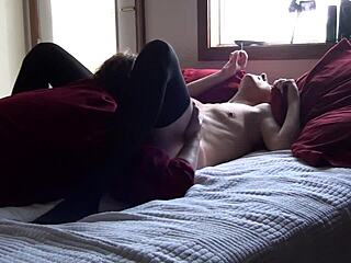 ماري ماديسون تدخن أثناء الذروات وكريم باي!