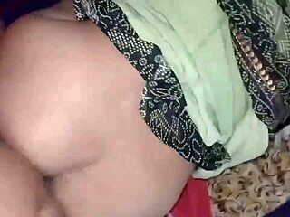 vil du se indisk panjabi bhabhi blive slikket og kneppet i close-up?