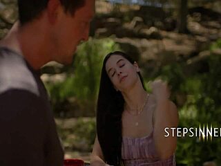 Stepsiblings Abbie Maley fuck in the park.