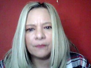 maria my first prostitute i sucked the bricklayer 😏