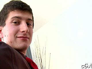 Check Out This Top Quality Gay Porn 😍