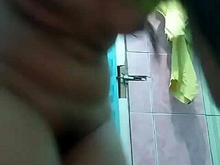 Solo Pussy Webcam Fun