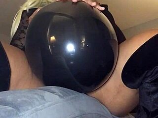 Detailed Exploration Of Balloon Fetish With Big Ass Babe