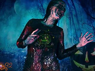 Feeling Wild with Tattooed Milf in Messy Wet Scene