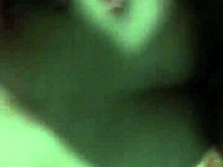 Moocherry Invita A Su Vecino A Escuchar Musica Y Termina Cogida Como La Puta Que Es