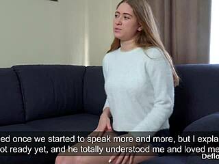 Chick panas jari faraj ketat ke klimaks intens close-up.