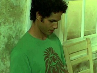 护士在医院给病人热辣口交，想看动作吗？