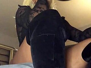 Detailed Exploration Of Balloon Fetish With Big Ass Babe