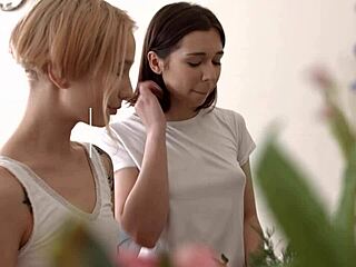 Tea Mint & Thea Lun in 4K: Two Bisexual Teen 18+S Share a Hard Dick in Group Play