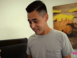 Stepmom Mandy Waters Wants Creampie