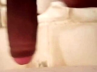 What's the story behind this gay clip?