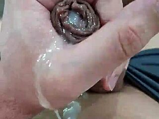 dude, check out this big piroca in action! homemade solo with a cute young usa guy getting all exotic and sexy for ya.