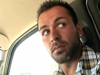 Hei, tsekkaa tämä twinkien porno-video