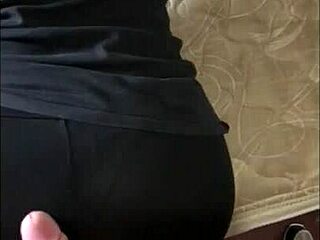 gran culo joven latina bent over and creampied hard