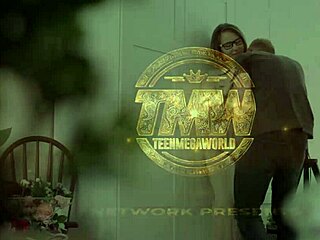 Amalia Davis licks pussy then gets facial on glasses