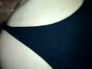 Making her cum on that big cock