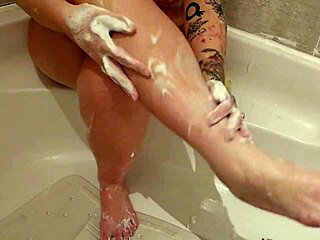 Wow! Milf Seduces With Sexy Feet Washing Show!
