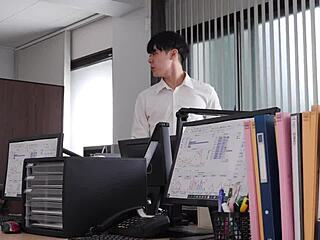 Yuka Orihara tries fan-requested blowjob in her 15th anniversary special! 😍