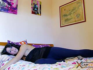 Daniela Chocolate Webcam - Brunette Girl Teasing Her Pierced Clit