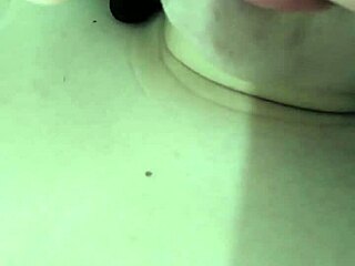 Estoy Bien Arrecha Besame La Boca Y Los Labios De Abajo Besa Todo Mi Cuerpo