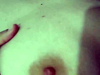 Estoy Bien Arrecha Besame La Boca Y Los Labios De Abajo Besa Todo Mi Cuerpo