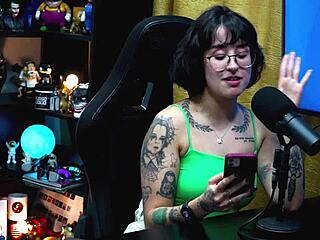 Martina Oliveira hodnotí Ruanův velký pták v podcastu, stává se nadrženou