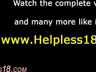 Hei, katso tätä fetissi-teiniä 18+ saamassa kasvohoitoa pickupin jälkeen