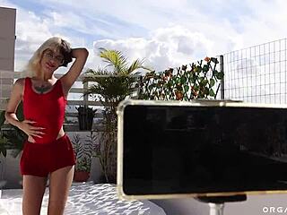 Тази e-girl получава анален кумшот в Azukat Orgastica TV видео