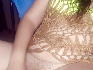 Plăcere intensă cu pulă în joacă sălbatică