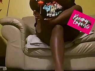 HOT EBONY MILF LICKS RAW HONEY OFF FEET IN SUBMISSION FETISH