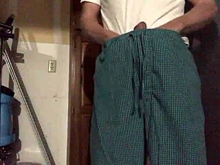 A casual gay massage turns into something more intimate