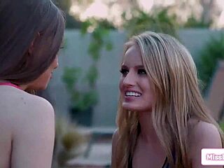 Blonde lesbian teammate rims and facesits with kissing and orgasm