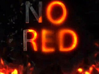 Meghívtam a barátnőmet egy nagy fétisre, nagy uborkát dugtam a rózsaszín puncimba, nagyon jól elélveztem egy másik tárggyal, ez nagyon felizgat