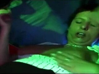 gangbang n fisting with huge toys