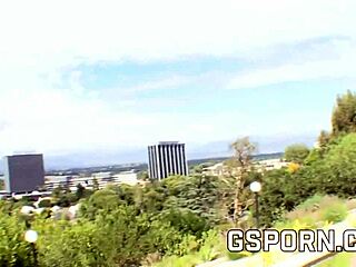 i love elizabeth bentley's sexy teen body