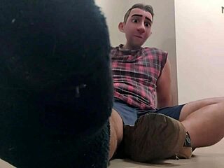 How I seduced stepdad's twin, rugged masculine stepuncle, with footjob?