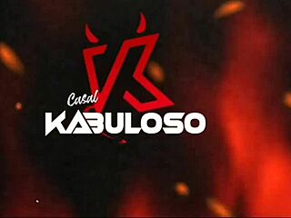 Тази латинка порнозвезда в драг дрехи ме побърква