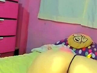 Beautiful Babe Loves Sucking Cock In Amateur Scene.