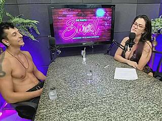 Chatting with pedro caliente about smells